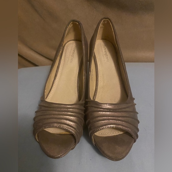 Penningtons heels - Picture 2 of 5